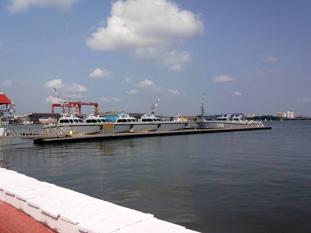 Floating jetty 'Marina'